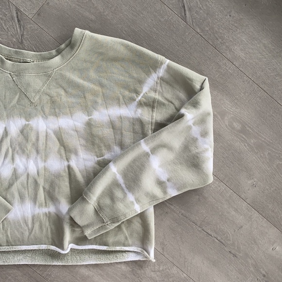 Abercrombie Raw Hem Crewneck - Picture 4 of 4